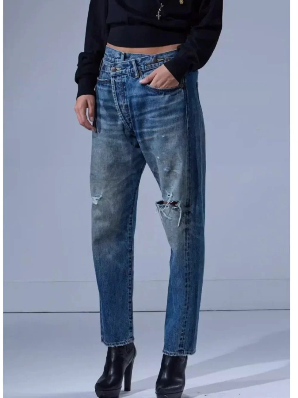 NWT R13 Crossover Jean 26/27 Leo Blue Boyfriend Classic - Picture 3 of 12